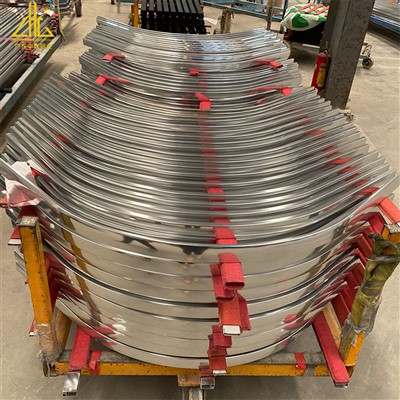 Κάμψη προφίλ αλουμινίου